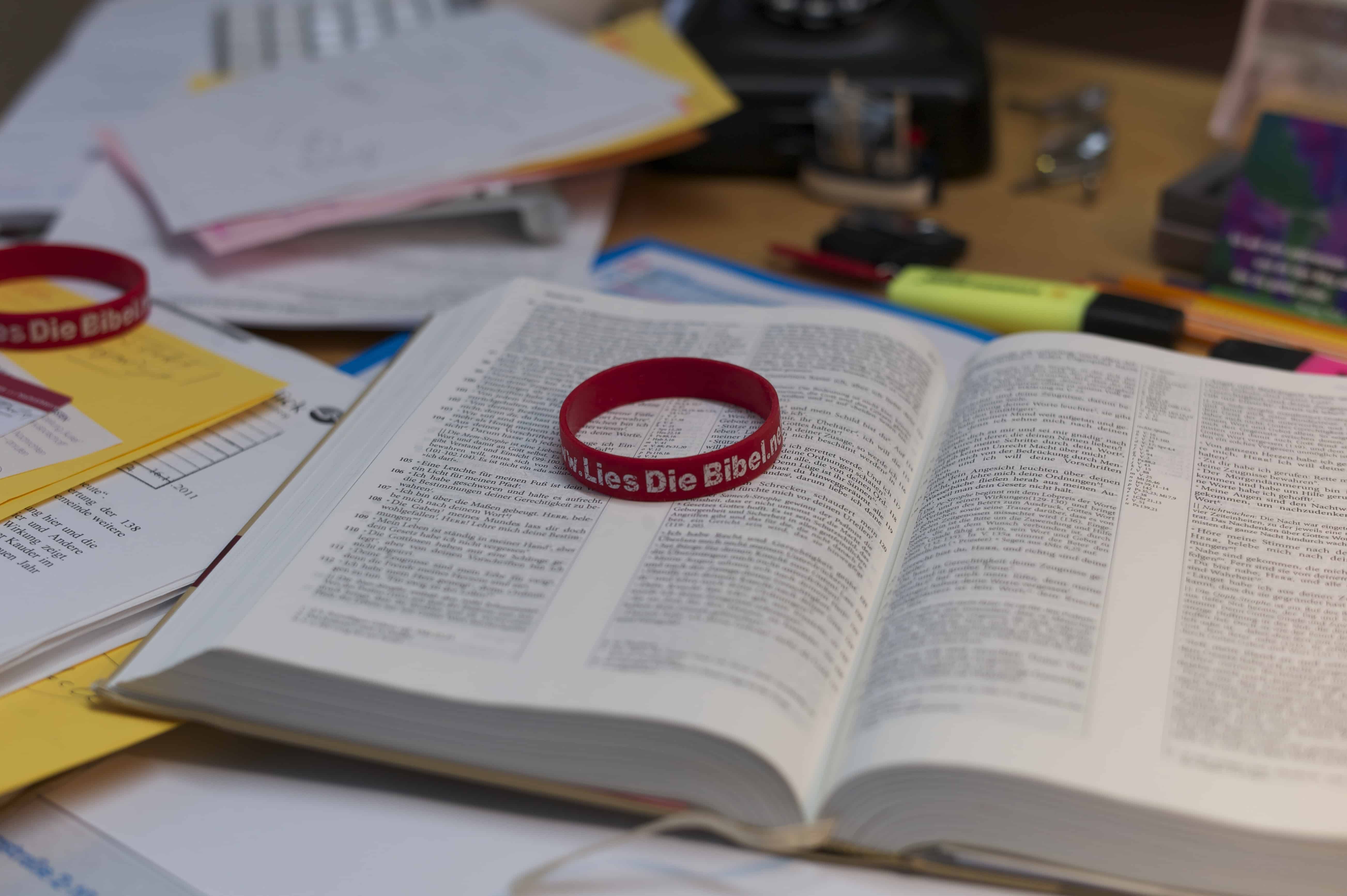 Bibel gibt Orientierung